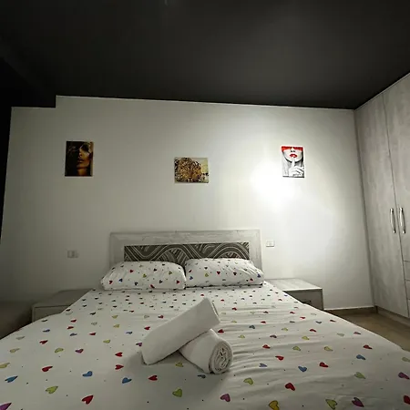 公寓 Tirana City Inn *