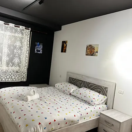 Tirana City Inn Διαμέρισμα Τίρανα