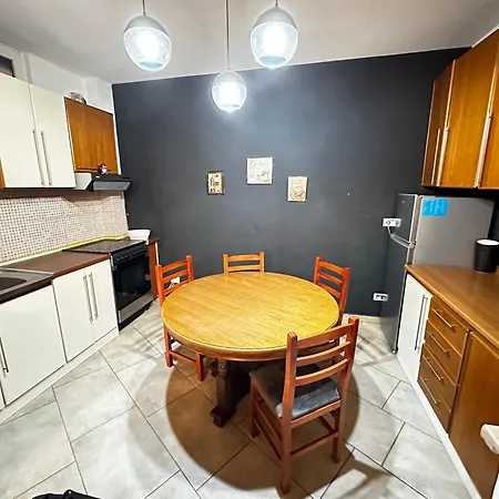 Tirana City Inn Διαμέρισμα Τίρανα